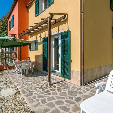 La Casa Gialla Framura Exteriör bild
